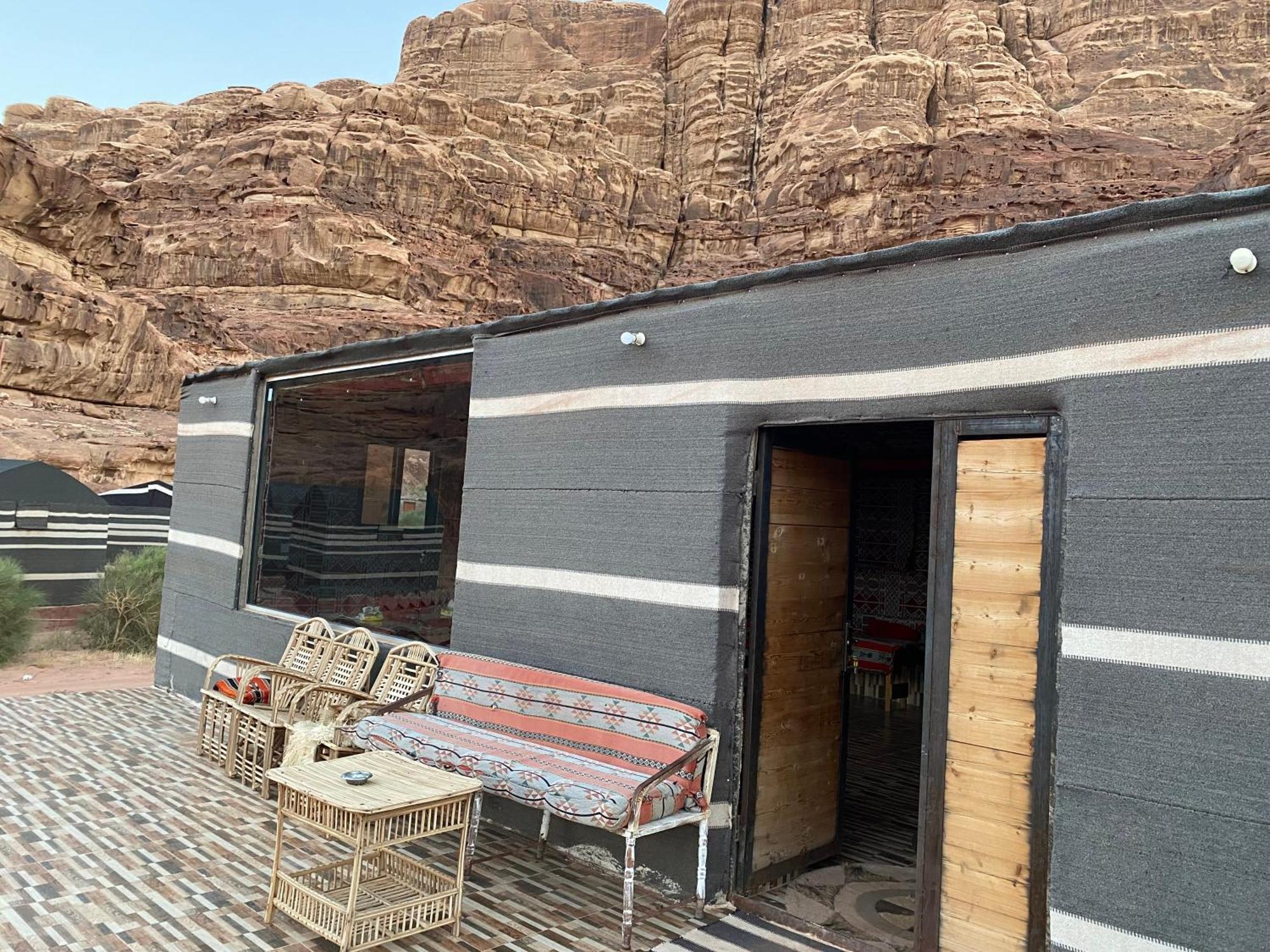 Wadi Rum Albasli Екстериор снимка